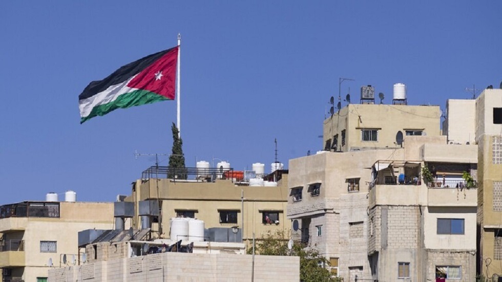 الأمن الأردني يعلن مقتل ضابط رفيع ويتوعد بالضرب بيد من حديد