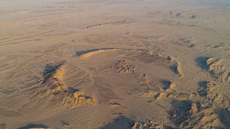 سلطنة عمان.. اكتشاف فوهة نيزكية عمرها 60 مليون عاما
