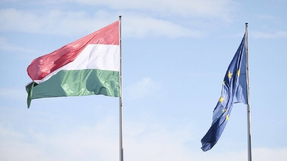  رئيس برلمان هنغاريا: الغرب أخطأ بشكل جدي في الموقف حول أوكرانيا