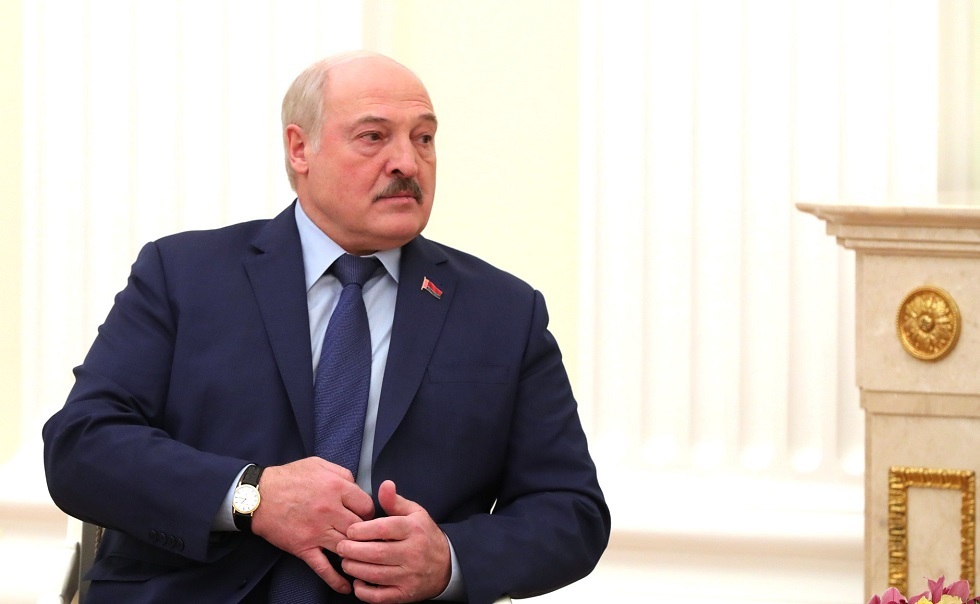 رئيس بيلاروس لا يستبعد شن الدول المجاورة عدوانا ضد بلاده