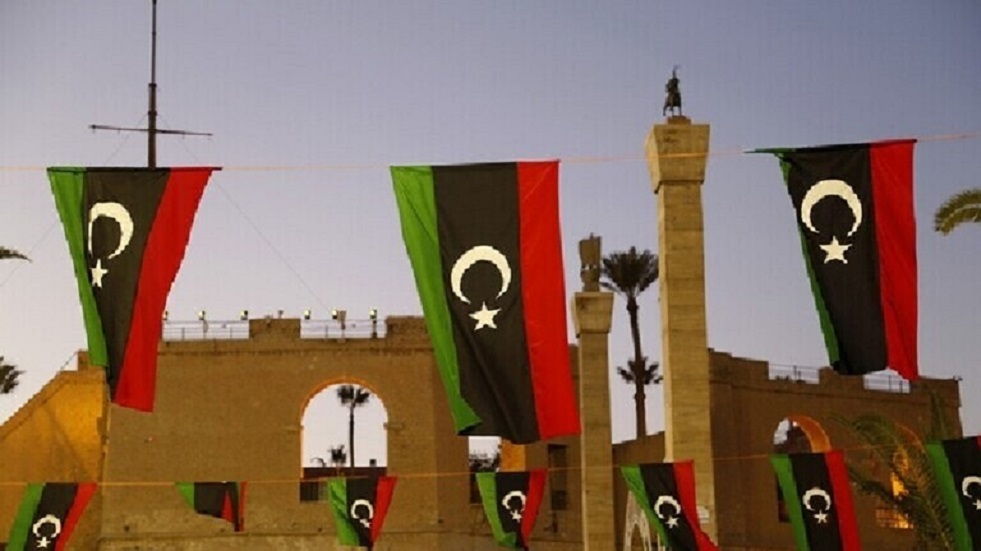 العاهل السعودي وولي العهد يهنئان المنفي بعيد استقلال ليبيا