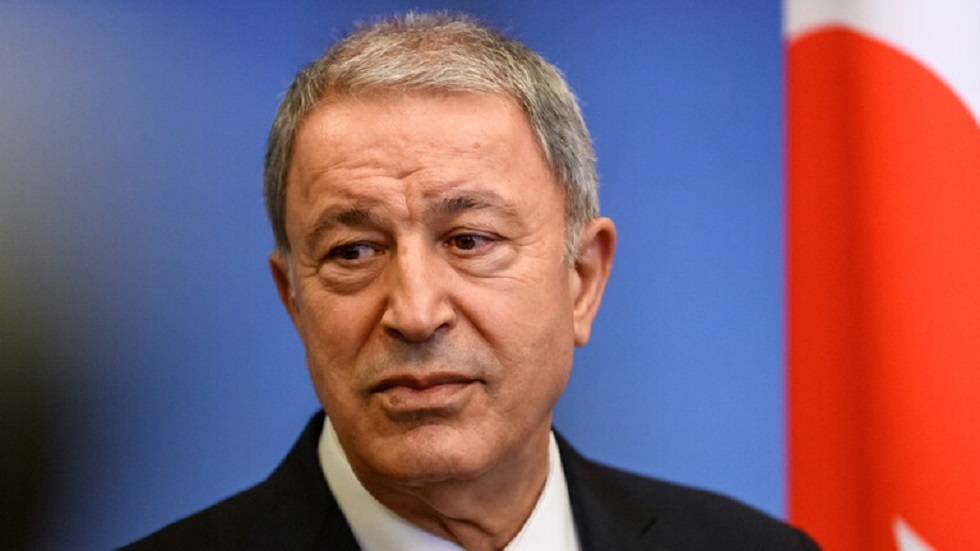 وزير الدفاع التركي: الأفعى التي غذتها فرنسا بدأت تلدغها