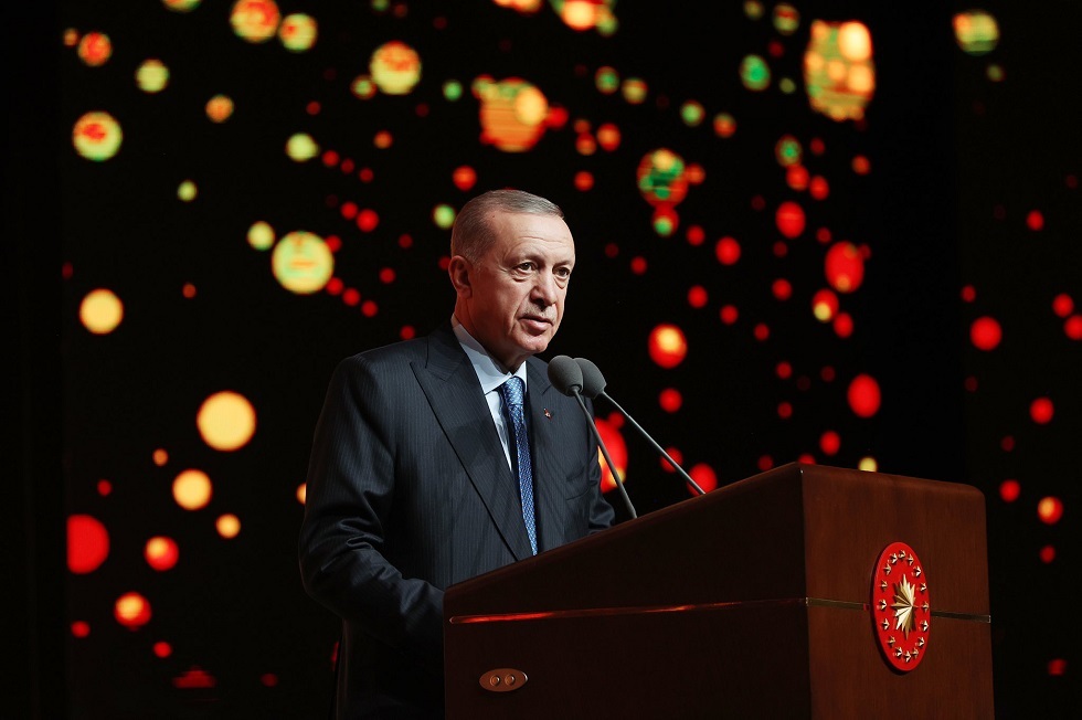 أبرزها مقاتلة محلية.. أردوغان يكشف عن فخر مشاريع تركيا للعام 2023