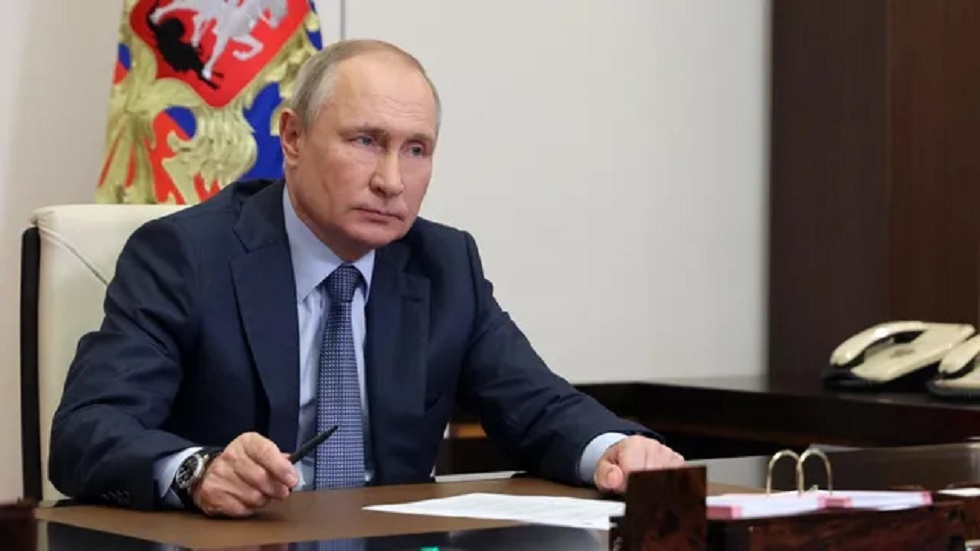 بوتين يعين مدفيديف نائبا أولا لرئيس اللجنة العسكرية الصناعية