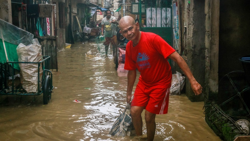 ارتفاع حصيلة ضحايا الفيضانات في الفلبين إلى 32 قتيلا