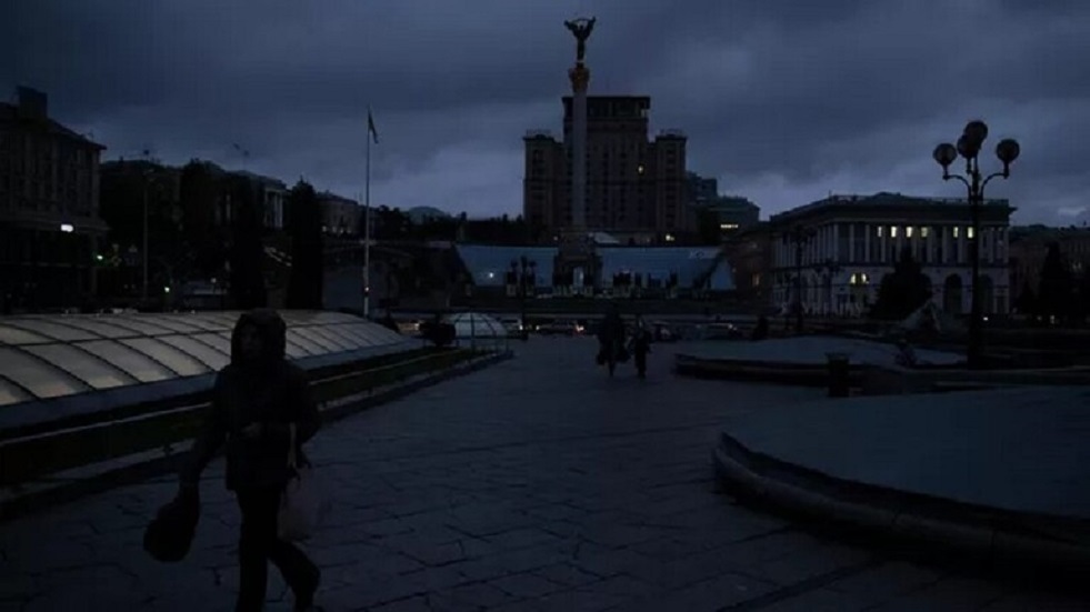 عمدة كييف: 40 في المائة من المستهلكين في المدينة من دون كهرباء