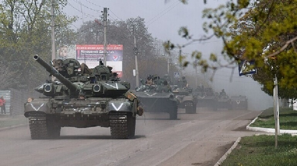 صحيفة بريطانية: دعم أوكرانيا بالدبابات سيحول أوروبا إلى مقبرة إشعاعية