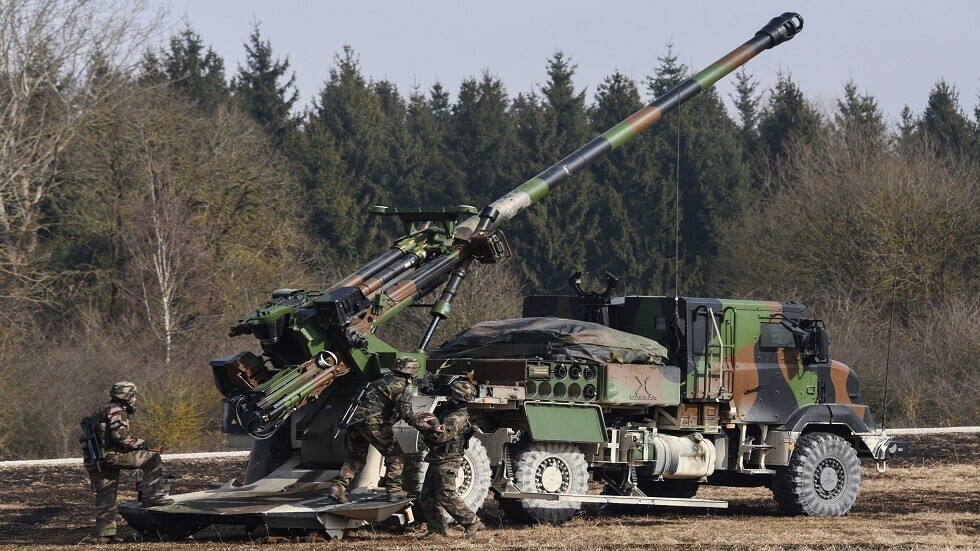 وزارة الدفاع الفرنسية تقرّ بعجز المدافع التي أرسلتها لأوكرانيا