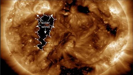 عاصفة شمسية مغناطيسية شديدة تضرب الأرض