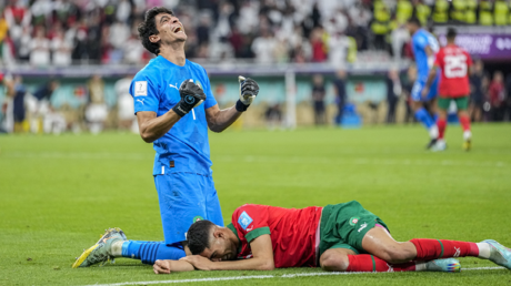 الحارس المغربي بونو يدخل تاريخ كأس العالم