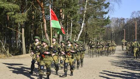 مينسك: القوات البيلاروسية في حالة تأهب دائم