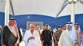 الرئيس الموريتاني يصل إلى السعودية (صور)