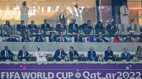 رئيس فرنسا يدعو بنزيما إلى نهائي كأس العالم 2022