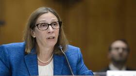 سيناتور جمهوري: تعيين تريسي سفيرة لواشنطن لدى روسيا إجراء خاطئ