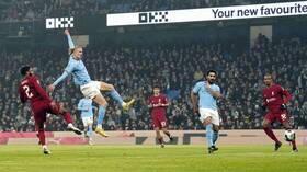 صلاح يدخل التاريخ من بوابة مانشستر سيتي (فيديو) 10 مانشستر سيتي يطيح بضيفه ليفربول من كأس الرابطة (فيديو)