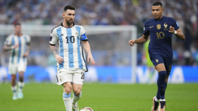 مدرب سان جيرمان يعلق على ظهور ميسي في مشهد