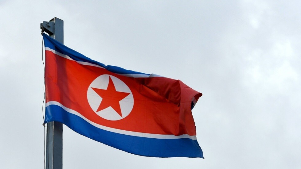 كوريا الشمالية تعرض أوبرا