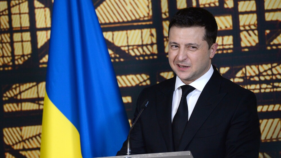 صحيفة: الغرب ينتظر "عائد الاستثمار" من زيلينسكي