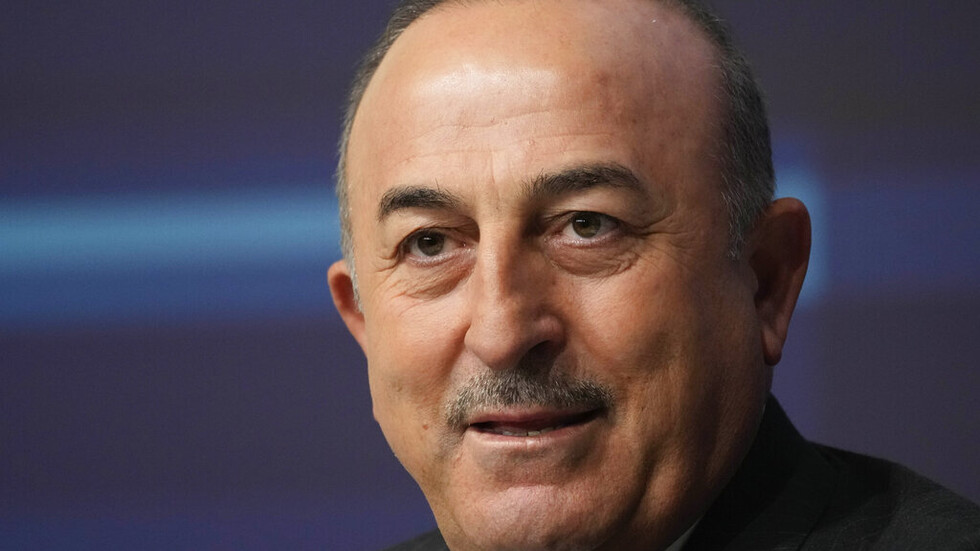 تشاووش أوغلو: أنقرة وموسكو تعملان على تحديد موعد لعقد مفاوضات مع سوريا