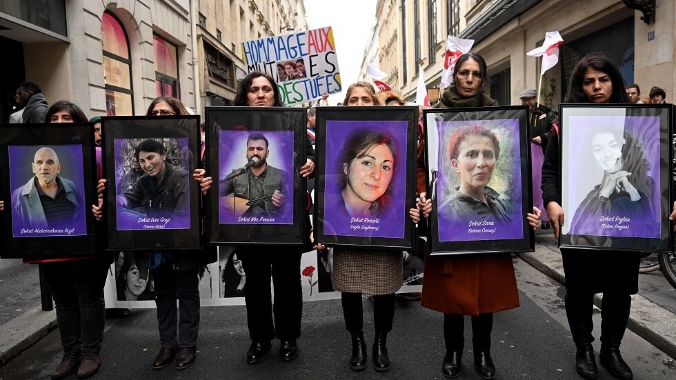 مسيرة تكريم لناشطات كرديات قتلن قبل 10 سنوات في باريس