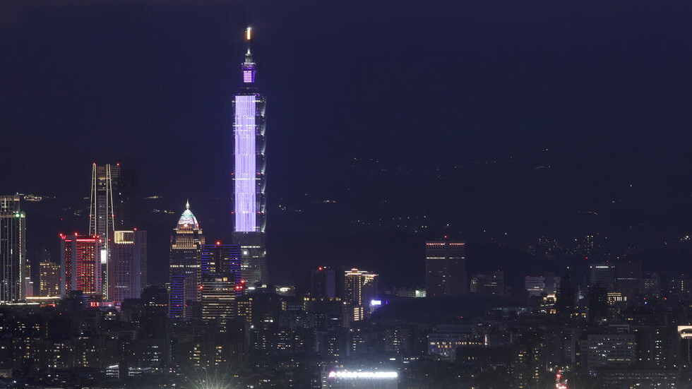 تايوان توسع القيود المفروضة على تصدير السلع إلى روسيا وبيلاروس