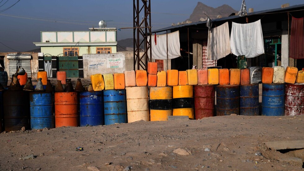 "طالبان" تتعاقد مع شركة صينية لاستكشاف النفط