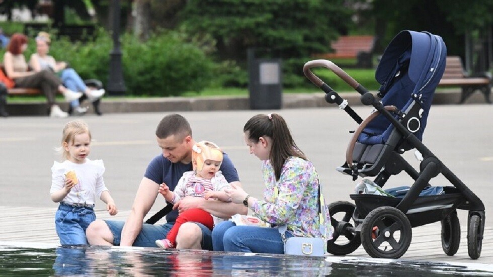 مغترب فرنسي يقيم في روسيا: تأثير العقوبات الغربية على حياة الروس ضئيل جدا