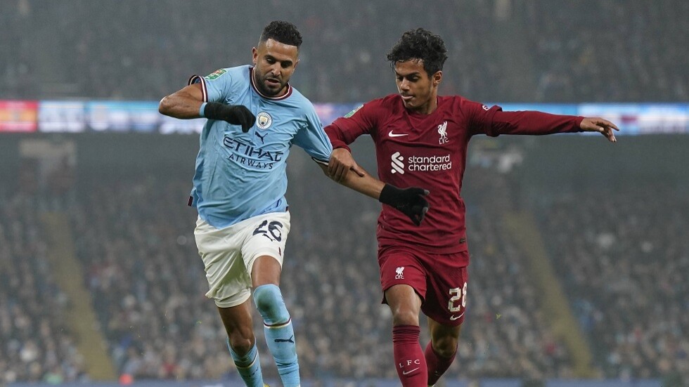 قبل مواجهة تشيلسي.. مانشستر سيتي يتغنى بهدف رياض محرز في مرمى ليفربول (فيديو)