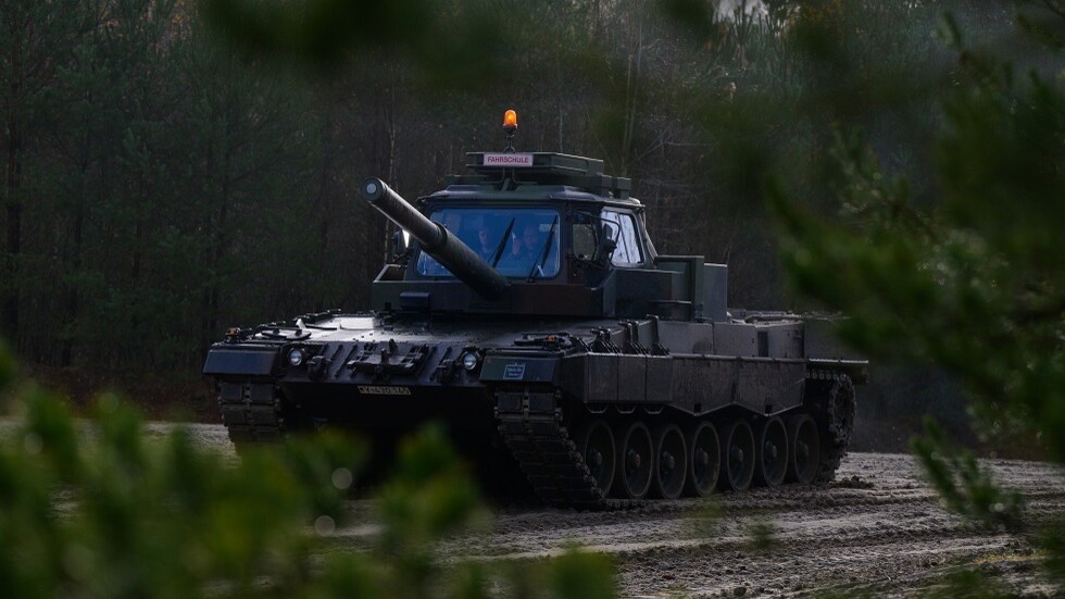 ألمانيا: لن نزوّد كييف بدبابات 