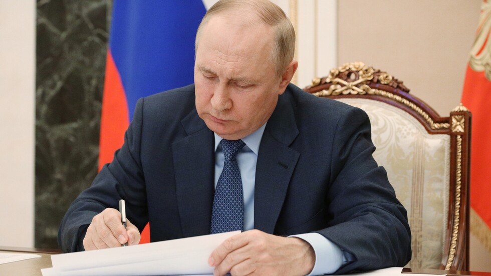 بوتين يقدم إلى الدوما مسودة قرار حول خروج روسيا من اتفاقية مكافحة الفساد