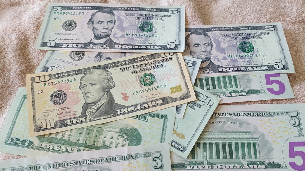 احتياطيات روسيا الدولية تصعد بنحو 15 مليار دولار في شهر