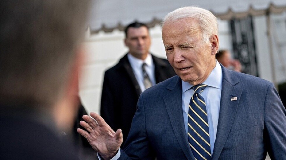 بين مرآب بايدن وحاسوب نجله ومرحاض ترامب.. "الوثائق السرية" ملف يهدد رئيسين أمريكيين