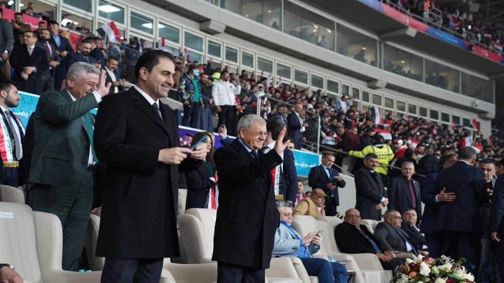 محافظة البصرة تعطل الدوام الرسمي بسبب نصف نهائي