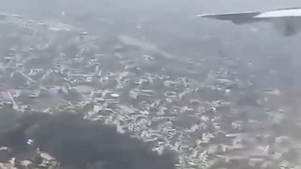 من داخل الطائرة.. كاميرا توثق آخر لحظات الرحلة النيبالية المنكوبة