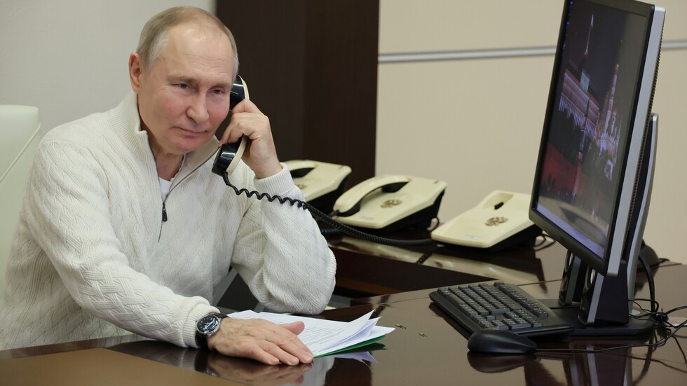 محادثة هاتفية بين الرئيسين الروسي والتركماني حول تعميق التعاون في الطاقة