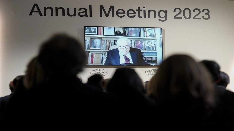 كيسنجر يجدد اقتراحا عرضه على أوكرانيا لإنهاء الأزمة