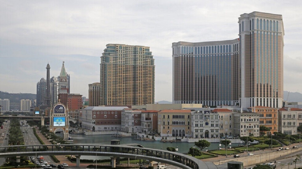 الصين.. الحكم بالسجن 18 عاما على "إمبراطور القمار"