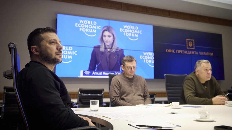 زيلينسكي: وتيرة القتال في أوكرانيا تباطأت