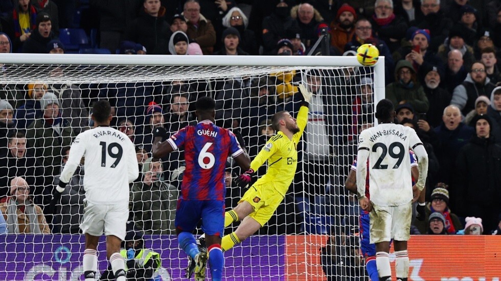 مانشستر يونايتد يعود من لندن بتعادل بطعم الهزيمة