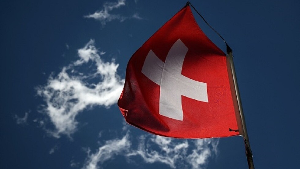سويسرا تجري تحقيقات بحق مواطنين متورطين في النزاع الأوكراني