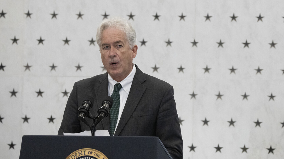 مصادر نقلا عن مدير 