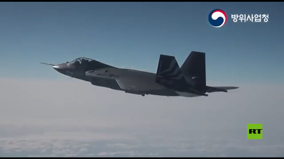 لأول مرة.. مقاتلة كورية جنوبية تخترق جدار الصوت