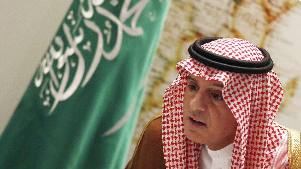 "لم ير العالم مثلها ".. تصريحات الجبير عن "نيوم" و"ذا لاين" بدافوس تثير تفاعلا