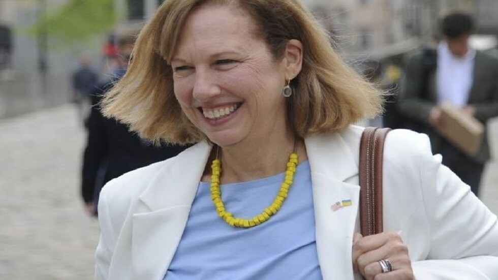 ريابكوف يرد على سؤال حول موعد وصول السفيرة الأمريكية الجديدة إلى روسيا