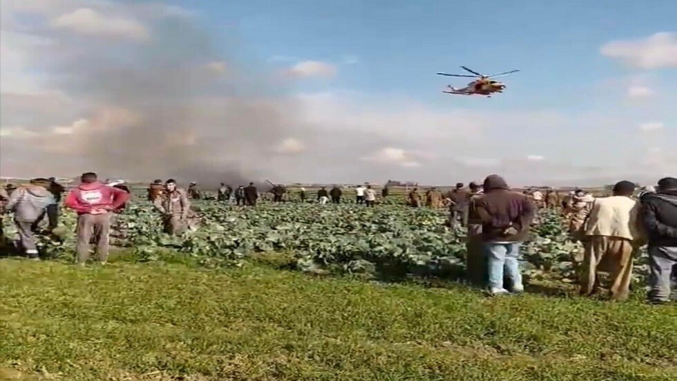 الجزائر.. مصرع طاقم مروحية عسكرية بعد سقوطها