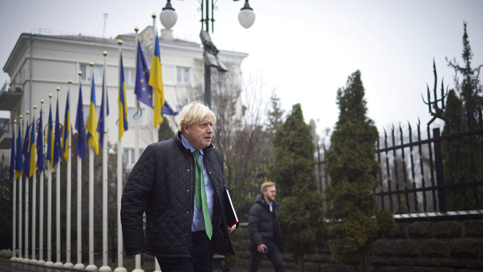 جونسون: على أوكرانيا الانضمام إلى "الناتو" من أجل السلام طويل الأمد