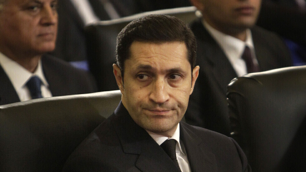 ماذا قال علاء مبارك بشأن موقف أردوغان من حادثة حرق القرآن الكريم في السويد؟