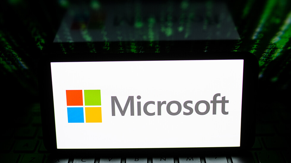 سهم "مايكروسوفت" يعوض خسائره بعد إعلان أرباح فصلية