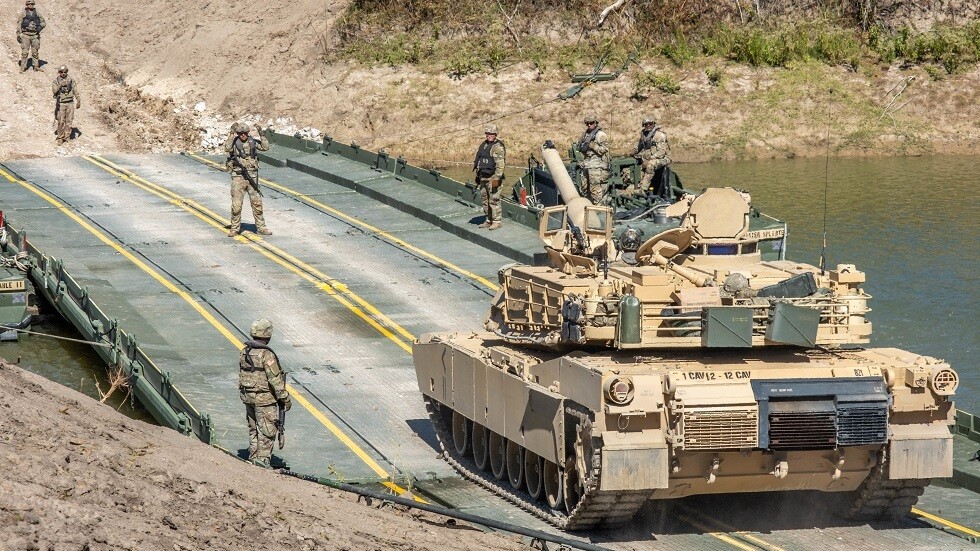 بولندا: سنحصل في الربيع على "أبرامز" قديمة ومستعملة بدلا عن دبابات T-72 التي سلمناها لأوكرانيا