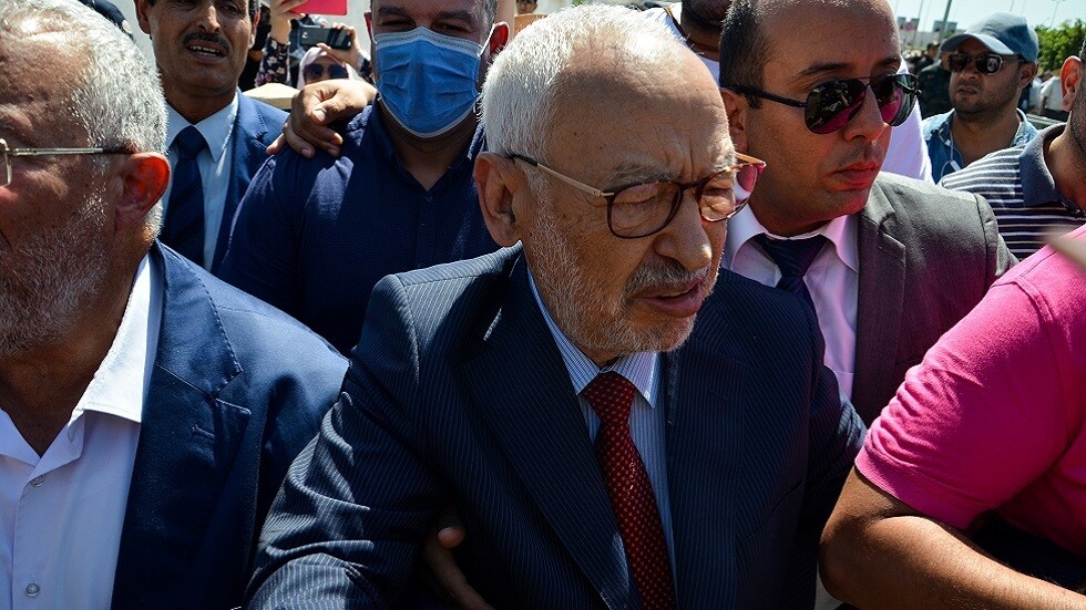 بعد تصريحات سعيد.. بلدية تونسية توضح سبب زيارة الغنوشي لها